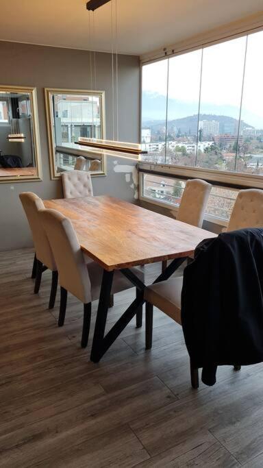 River And Parkside Penthouse With Spectacular View